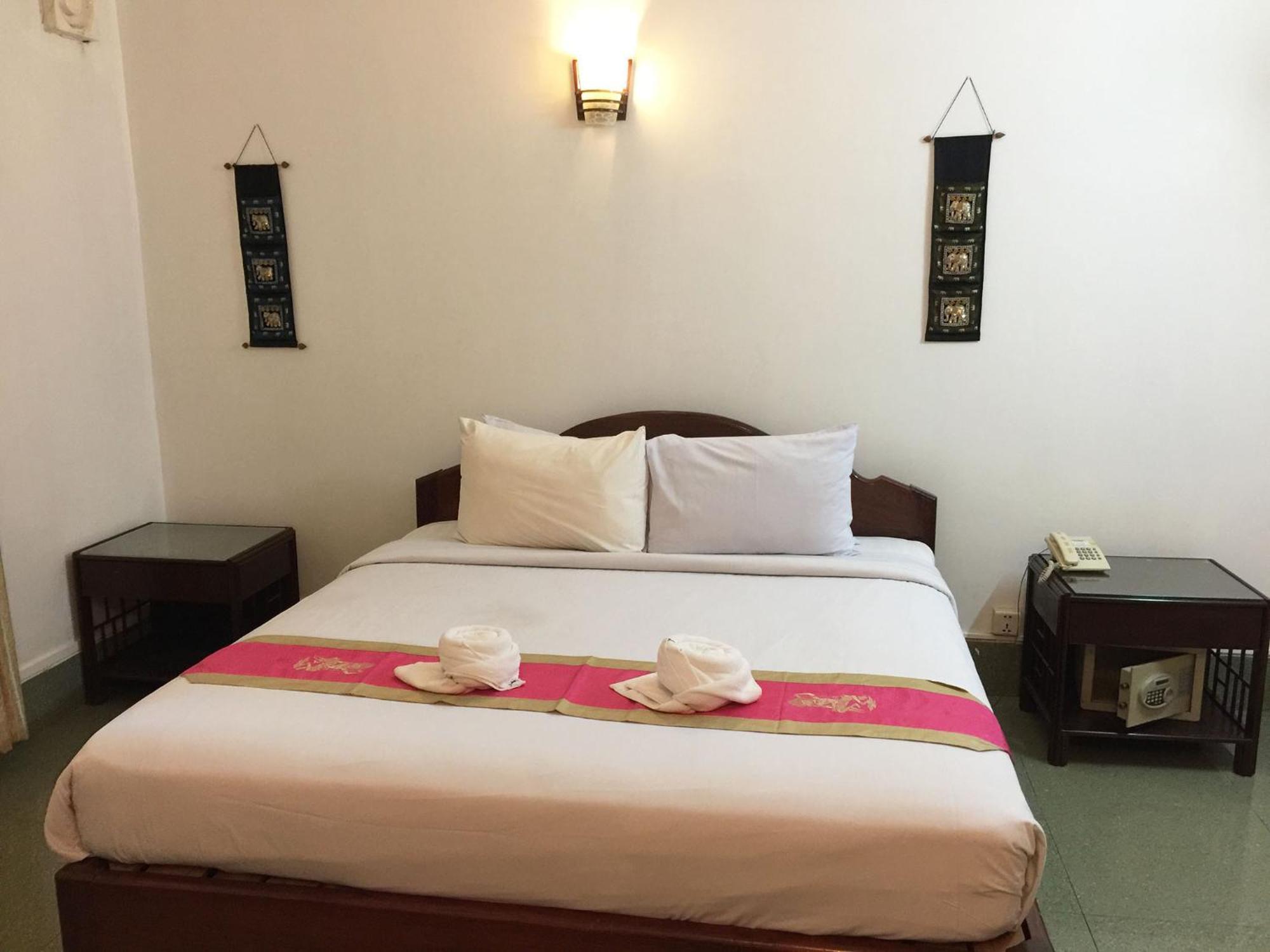 Central Night Hotel Siem Reap Exteriér fotografie