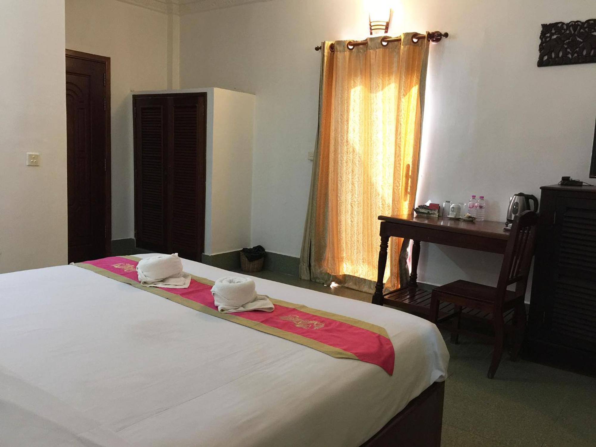 Central Night Hotel Siem Reap Pokoj fotografie