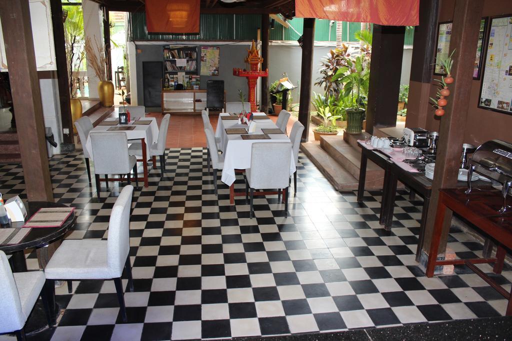 Central Night Hotel Siem Reap Exteriér fotografie