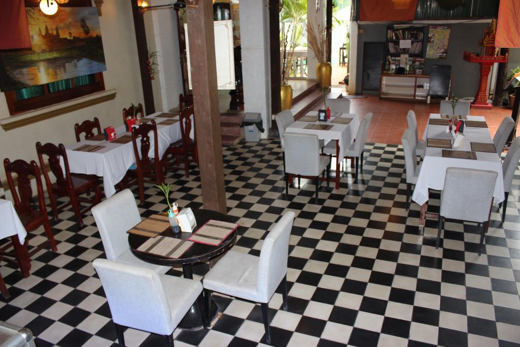 Central Night Hotel Siem Reap Exteriér fotografie