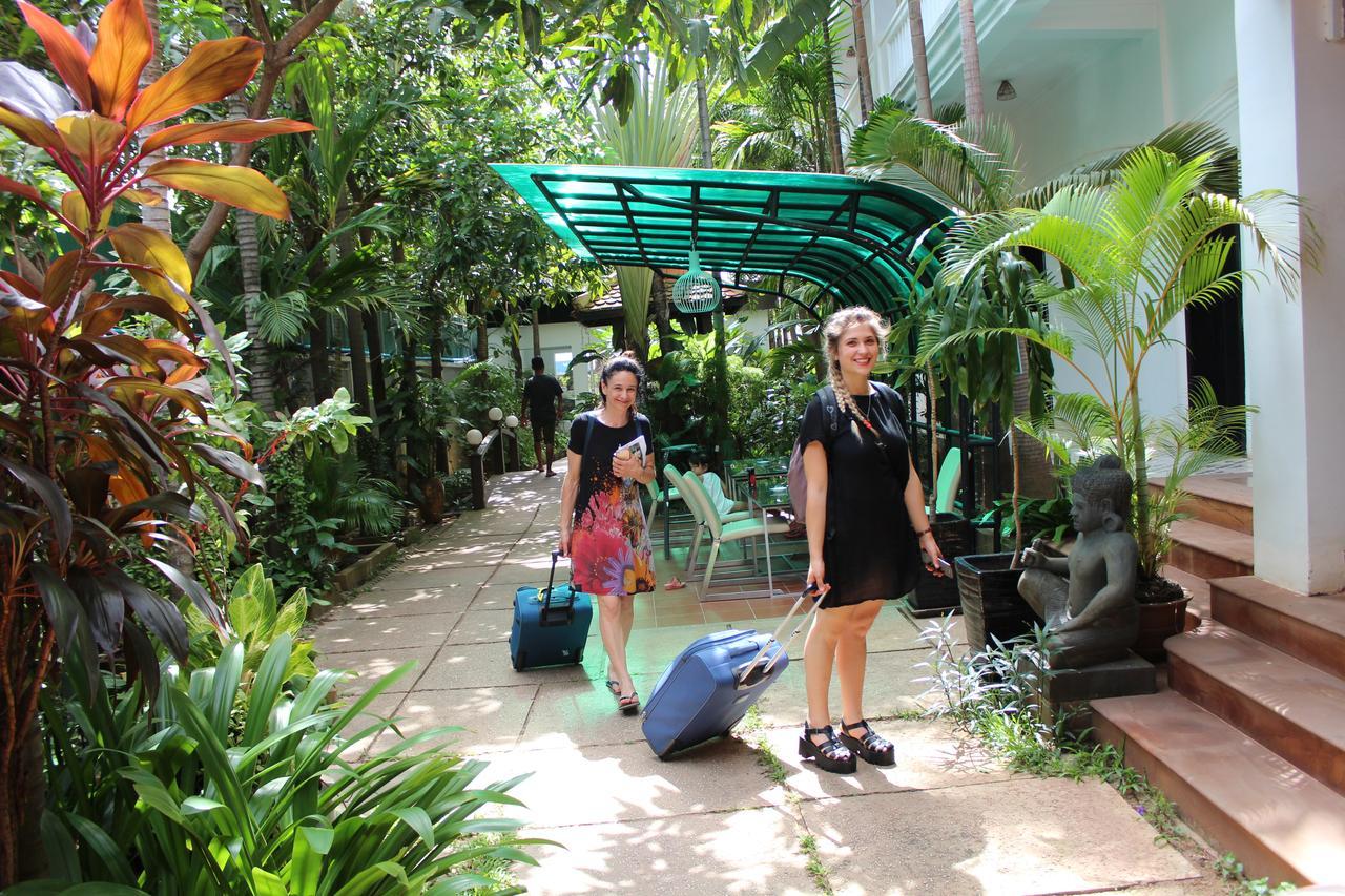 Central Night Hotel Siem Reap Exteriér fotografie