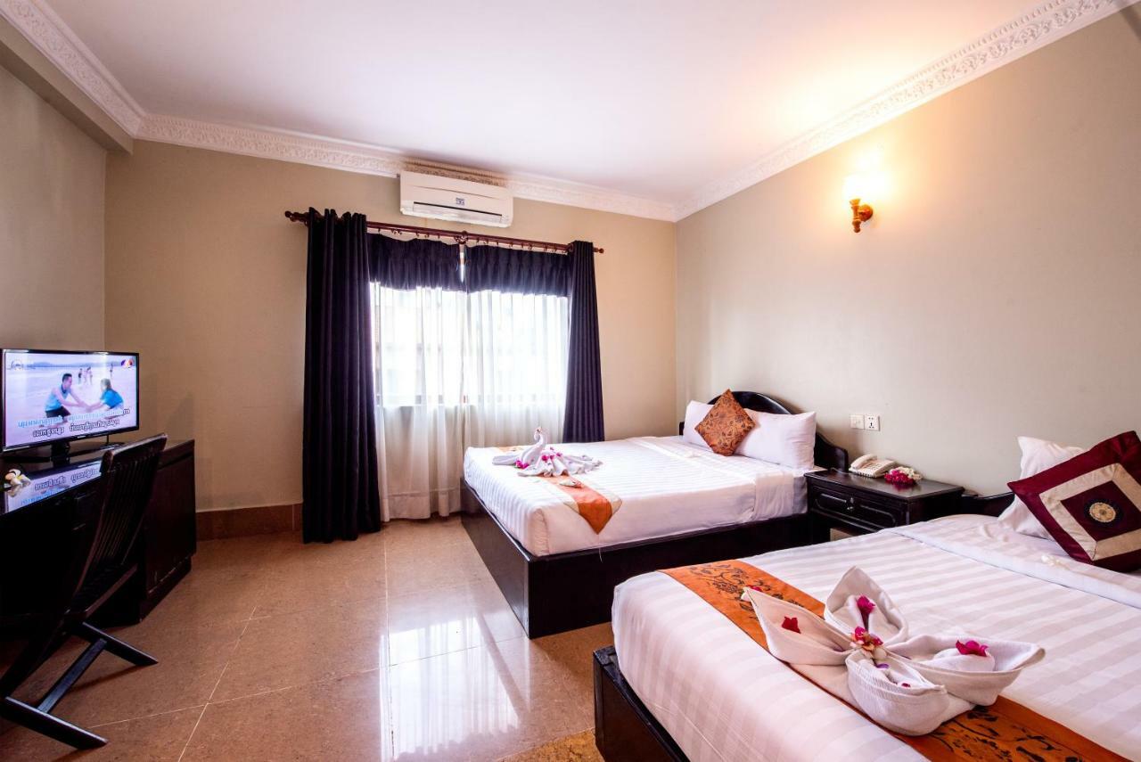 Central Night Hotel Siem Reap Exteriér fotografie